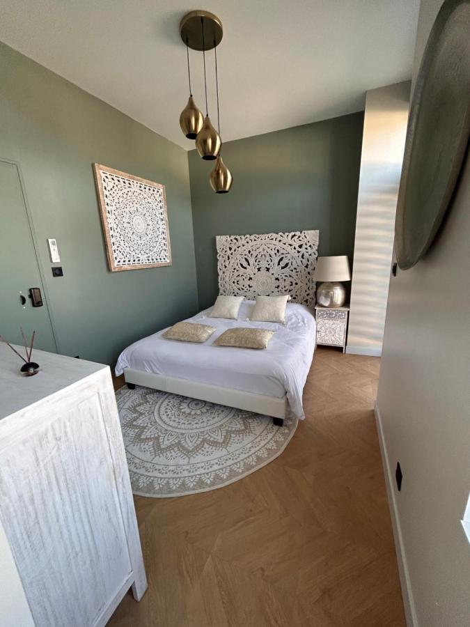 Отель Le Manoir Du Monde Lieu-Saint-Amand Экстерьер фото